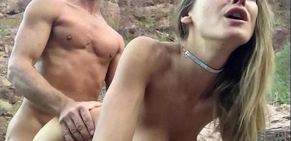  Outdoor Public sex in the mountains